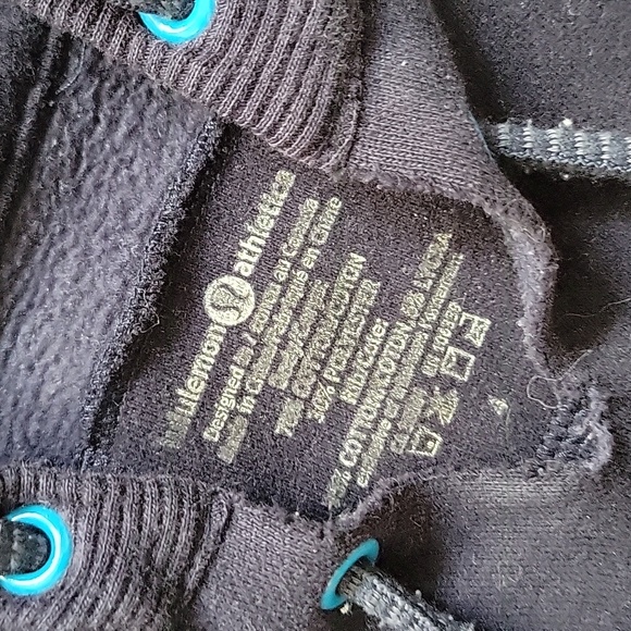 Lululemon navy sweater - Picture 2 of 9